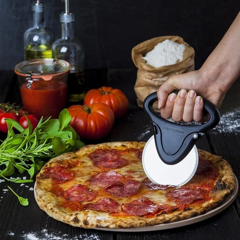 Cortador de pizzas Microplane