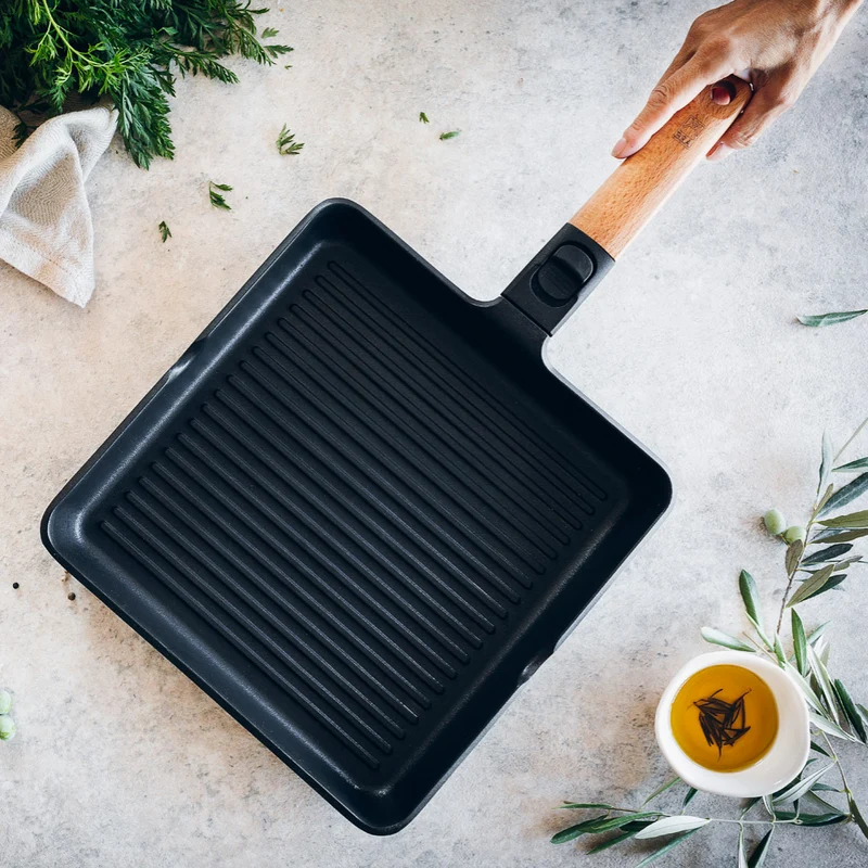 Grill antiadherente con rayas y mango madera desmontable Market BRA