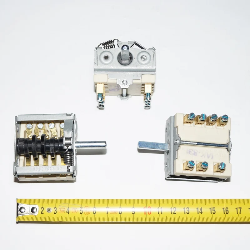 3218 CONMUTADOR PLACAS ELECTR. 4 POSICIONES HORNILLO 3024-3033